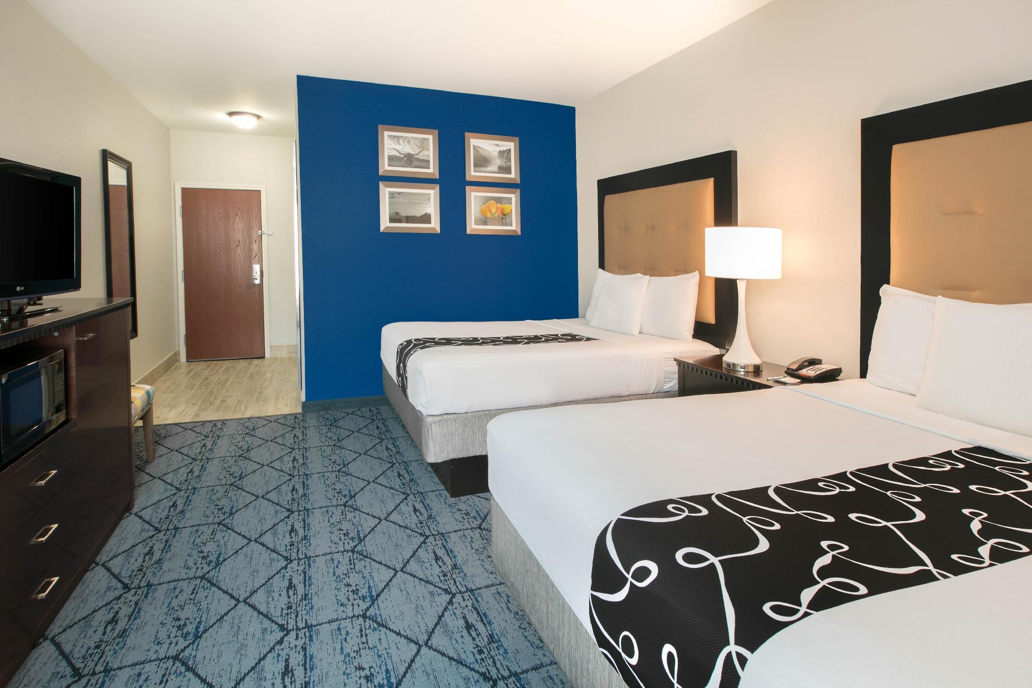 La Quinta By Wyndham Denton - University Drive Hotel Luaran gambar